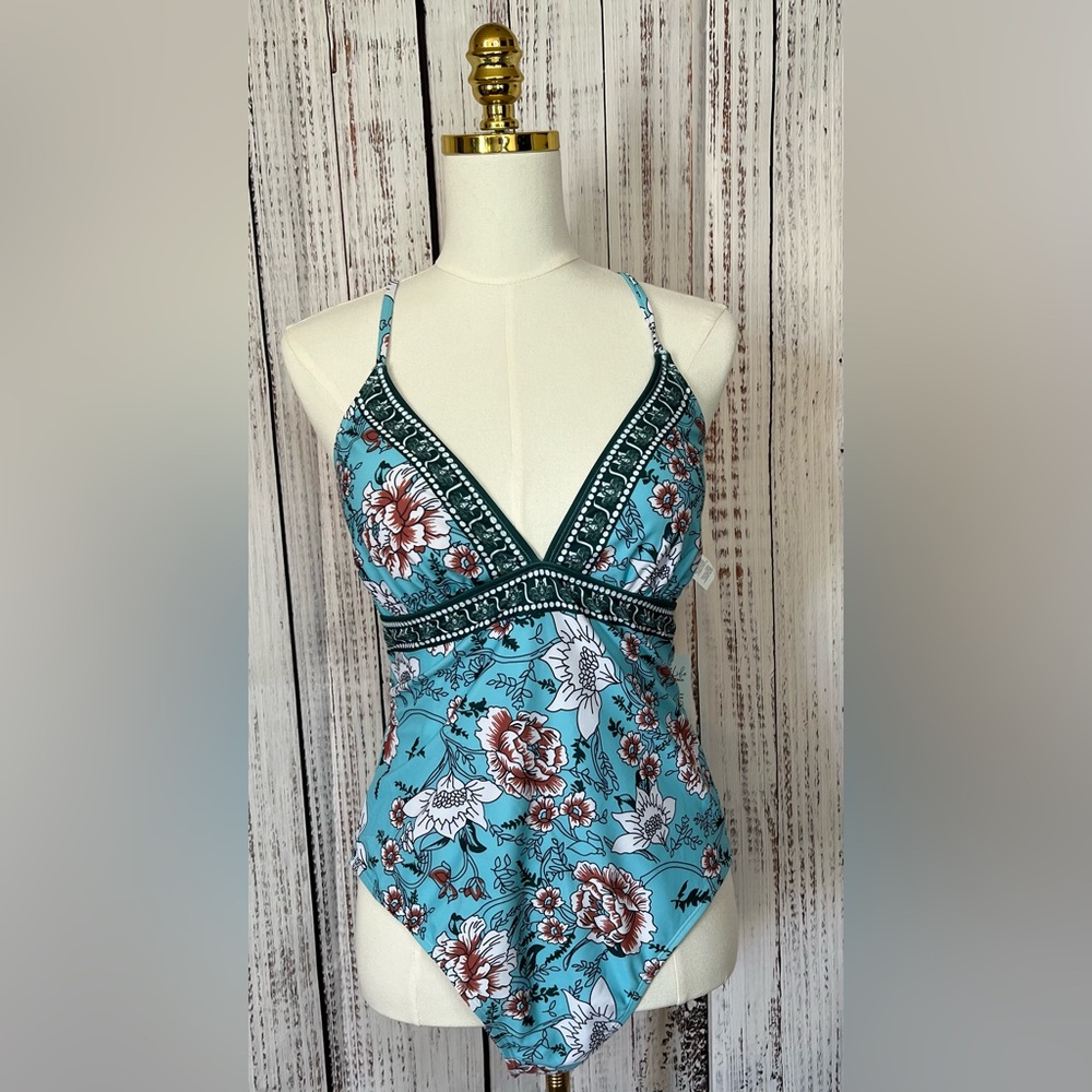 Cupshe “Tranquil Blues” One-Piece Swimsuit | Size L | NWT